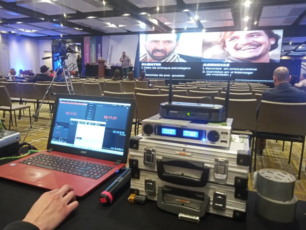 alquiler de pantallas de proyeccion